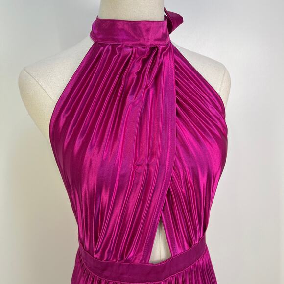 L'IDEE Renaissance Halter Side-Slit Pleated Maxi Dress Party Cocktail Formal - Picture 4 of 8